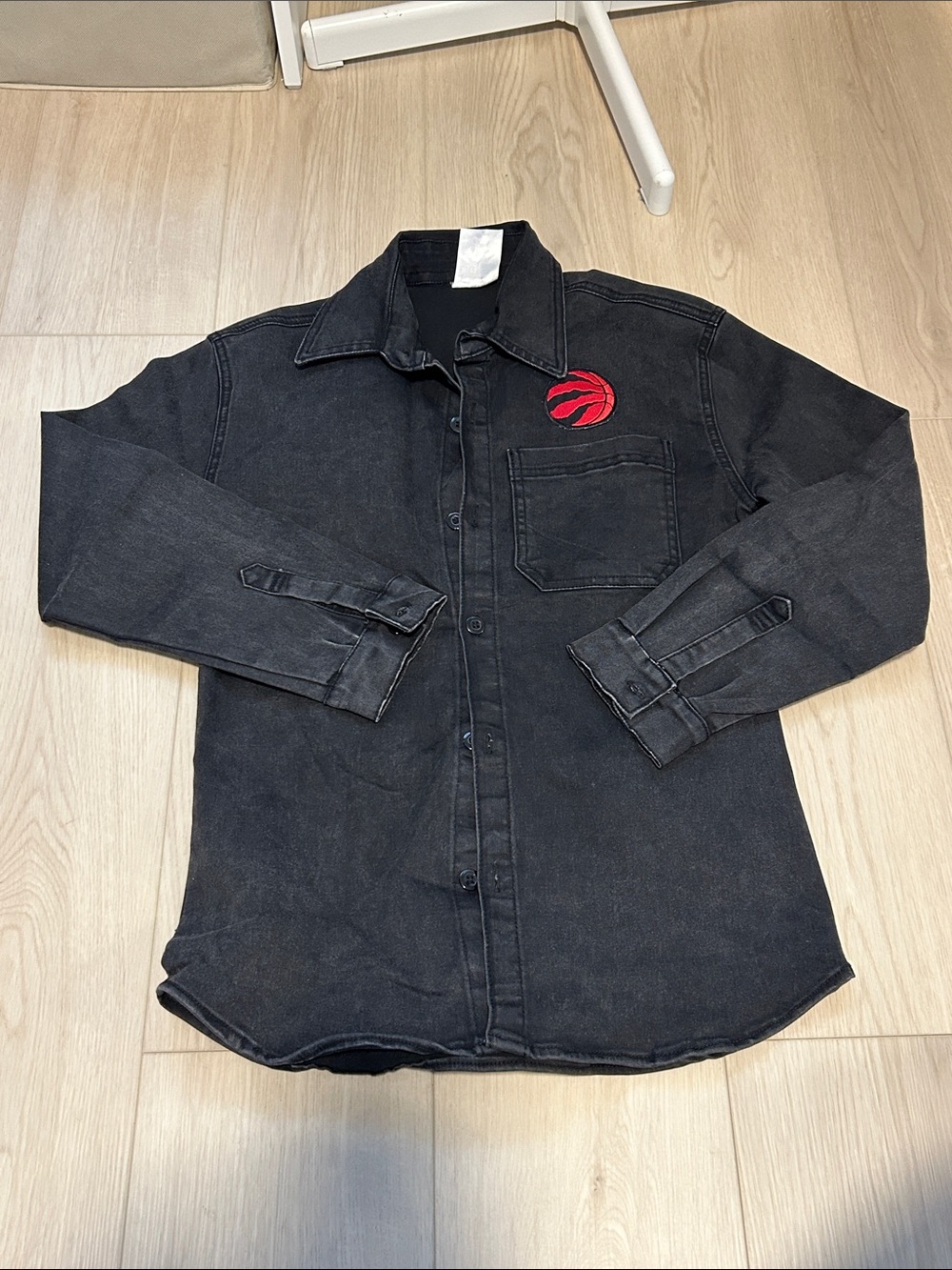 NBA Toronto Raptors Long Sleeve Button Down Shirt Women’s Size S